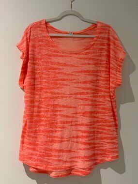 🌟 The North Face Women's XL Short Sleeve Striped Tee 🌟
